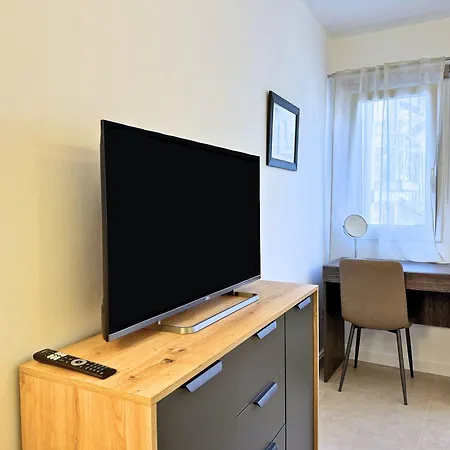Apartment Helena - Primo Canto Palermo